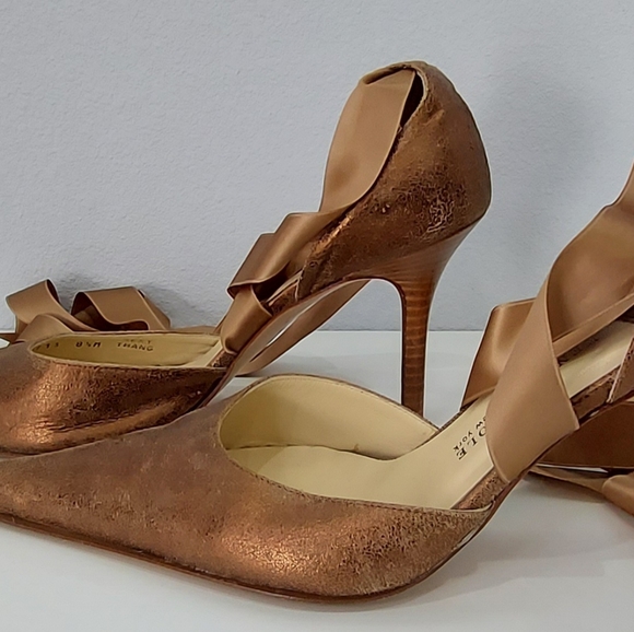 Kenneth Cole Pumps 8.5 - Picture 3 of 6